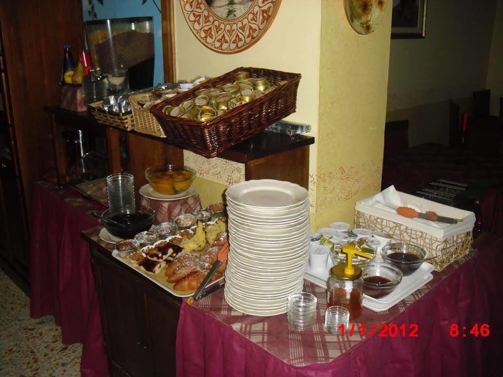 La Gustea Hotel & Cucina Sarteano Exterior photo